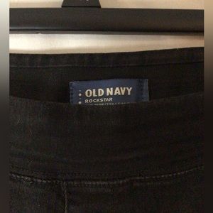 Old Navy Rockstar Super Stretch Skinny Jeans-Black-Size 12R-EUC